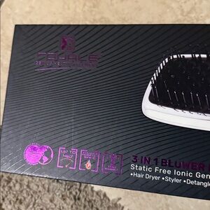 Royale Pro 2-in-1 Blower Brush purple brand new
